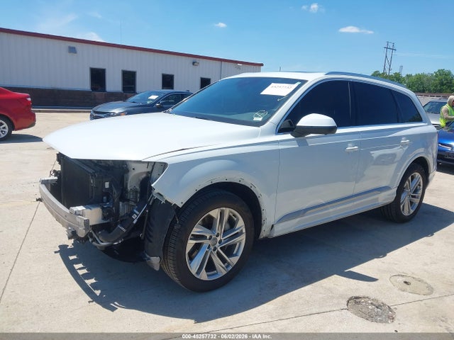 2020 Audi Q7 Premium Plus 45 Tfsi Quattro Tiptronic მანქანა იყიდება აუქციონზე, vin: WA1LJAF70LD010135, აუქციონის ნომერი: 45257732