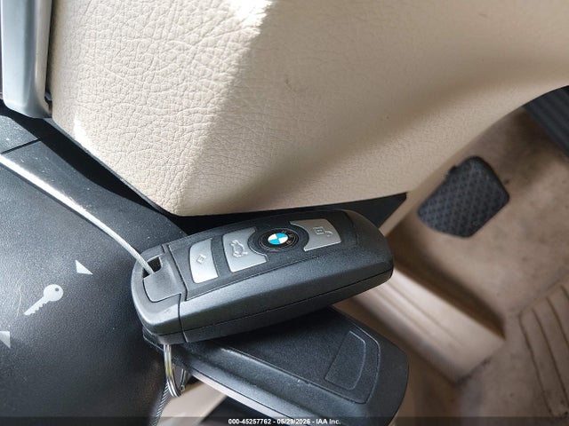 2011 Bmw 535i მანქანა იყიდება აუქციონზე, vin: WBAFR7C56BC608538, აუქციონის ნომერი: 45257762