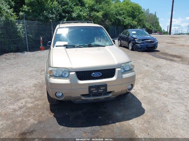 45257767 :رقم المزاد ، 1FMCU93117KA19385 vin ، 2007 Ford Escape Xlt/xlt Sport مزاد بيع