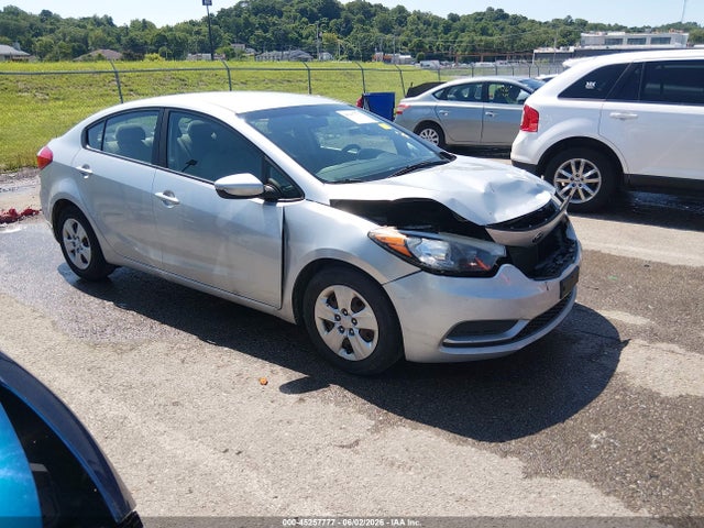 Продажа на аукционе авто 2016 Kia Forte Lx, vin: KNAFK4A68G5523971, номер лота: 45257777