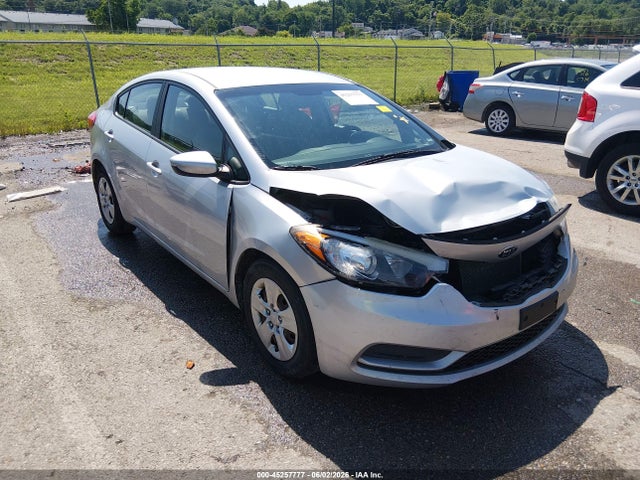 Продажа на аукционе авто 2016 Kia Forte Lx, vin: KNAFK4A68G5523971, номер лота: 45257777