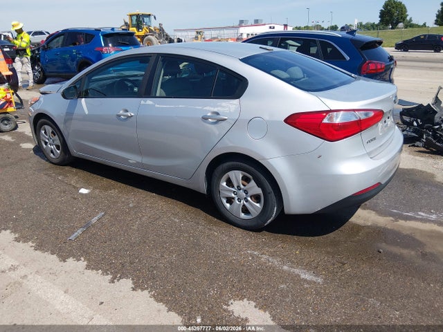 Продажа на аукционе авто 2016 Kia Forte Lx, vin: KNAFK4A68G5523971, номер лота: 45257777