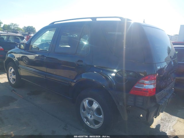 45257796 :رقم المزاد ، 4JGAB54E22A316414 vin ، 2002 Mercedes-benz Ml 320 مزاد بيع