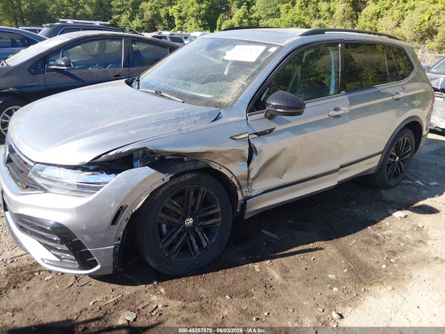 Aukcja sprzedaży 2022 Volkswagen Tiguan 2.0t Se R-line Black, vin: 3VV8B7AX0NM011832, numer aukcji: 45257870