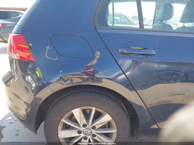 45257899 :رقم المزاد ، 3VW217AU9FM039818 vin ، 2015 Volkswagen Golf Tsi S 4-door مزاد بيع