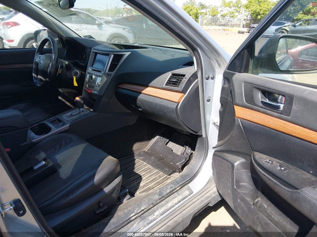 45257907 :رقم المزاد ، 4S4BRBPCXD3242031 vin ، 2013 Subaru Outback 2.5i Limited مزاد بيع