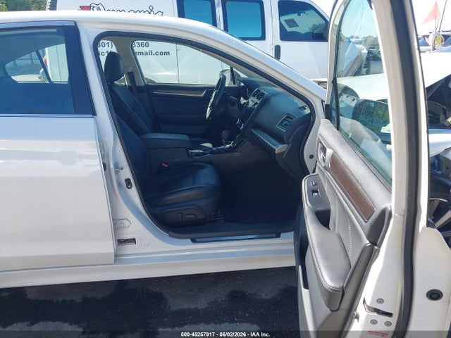 Subaru Legacy 2.5i Limited 2018 4S3BNAN67J3041660 Image 5