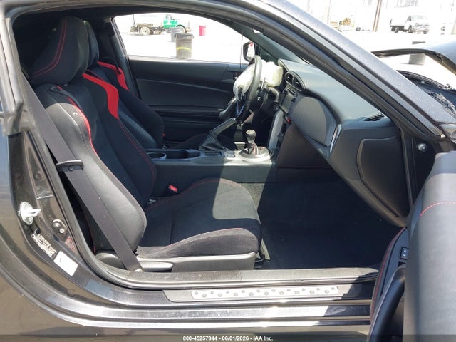 Scion FR-S 2015 JF1ZNAA13F8707566 Image 5