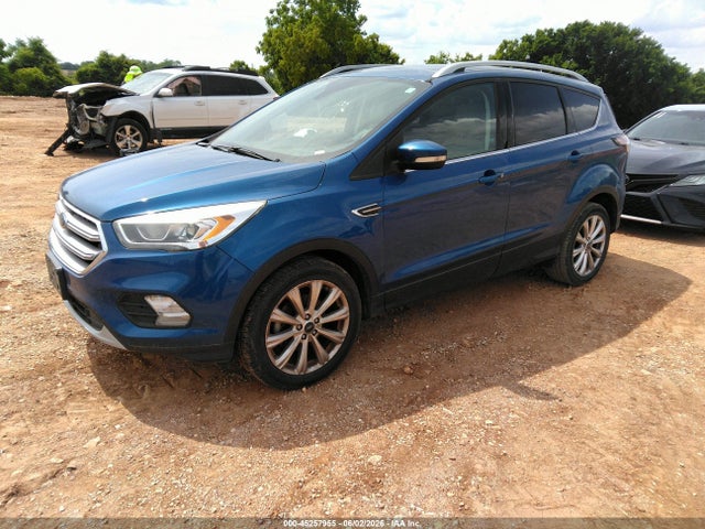 Ford Escape Titanium 2017 1FMCU0JD9HUA31394 Image 2