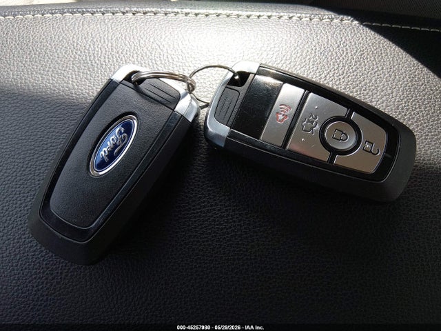Продажа на аукционе авто 2018 Ford Fusion Hybrid S, vin: 3FA6P0UU8JR100101, номер лота: 45257980