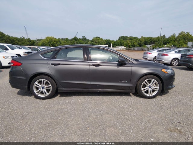 Продажа на аукционе авто 2018 Ford Fusion Hybrid S, vin: 3FA6P0UU8JR100101, номер лота: 45257980