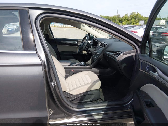 Продажа на аукционе авто 2018 Ford Fusion Hybrid S, vin: 3FA6P0UU8JR100101, номер лота: 45257980
