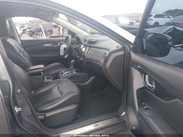 Продажа на аукционе авто 2017 Nissan Rogue Sv, vin: 5N1AT2MT1HC810545, номер лота: 45258016