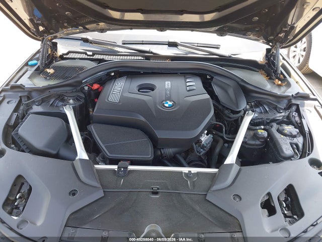 WBAJA7C52KG910743 BMW 530i Xdrive