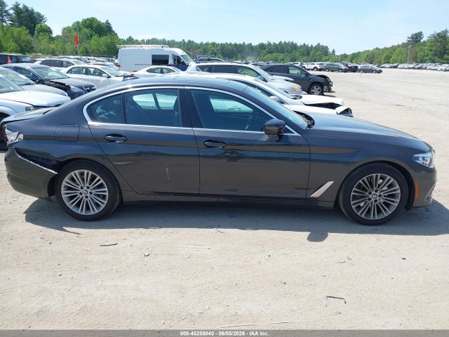 WBAJA7C52KG910743 BMW 530i Xdrive