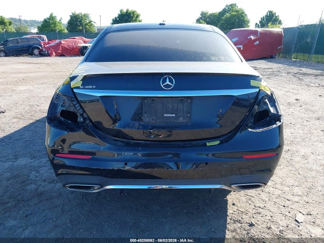 WDDZF4KBXHA167960 Mercedes-Benz E 300 4matic