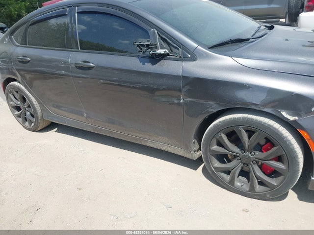 2015 Chrysler 200 S მანქანა იყიდება აუქციონზე, vin: 1C3CCCBG8FN528529, აუქციონის ნომერი: 45258084