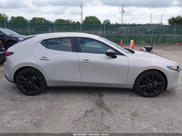 JM1BPAKL9T1851522 Mazda Mazda3 2.5 S Select Sport