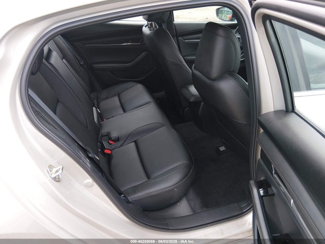 JM1BPAKL9T1851522 Mazda Mazda3 2.5 S Select Sport
