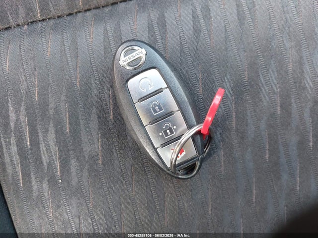 45258106 :رقم المزاد ، KNMAT2MT3HP610103 vin ، 2017 Nissan Rogue Sv مزاد بيع