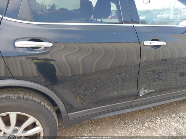 45258106 :رقم المزاد ، KNMAT2MT3HP610103 vin ، 2017 Nissan Rogue Sv مزاد بيع