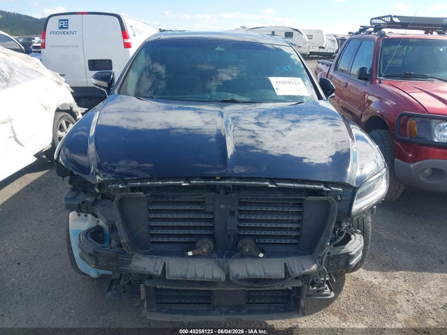 Lincoln Nautilus Reserve 2019 2LMPJ8L92KBL39896 Image 13