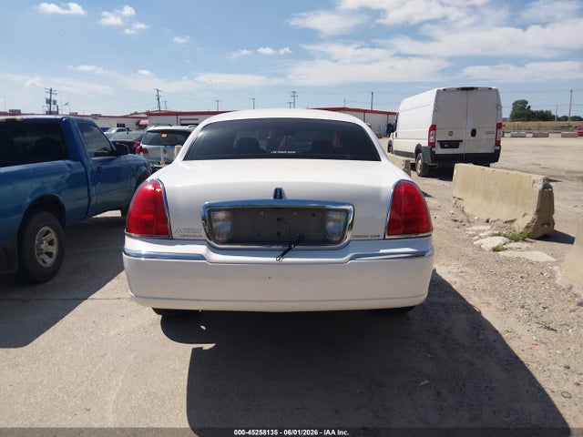 Продажа на аукционе авто 2009 Lincoln Town Car Signature Limited, vin: 2LNHM82V19X630327, номер лота: 45258135