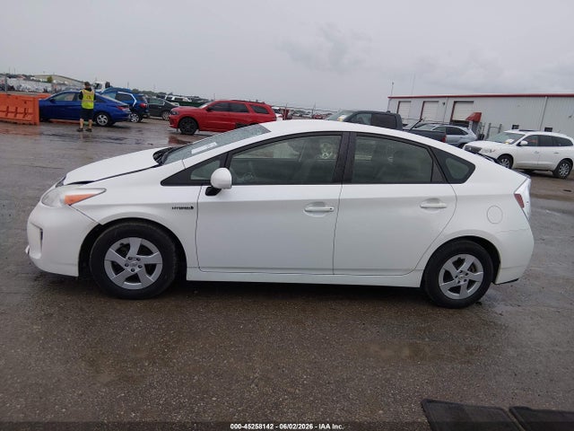 2013 Toyota Prius Three მანქანა იყიდება აუქციონზე, vin: JTDKN3DU5D5597857, აუქციონის ნომერი: 45258142