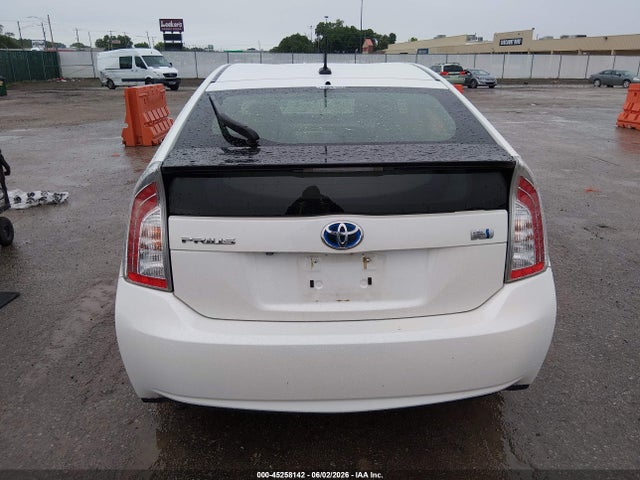 2013 Toyota Prius Three მანქანა იყიდება აუქციონზე, vin: JTDKN3DU5D5597857, აუქციონის ნომერი: 45258142