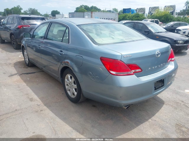 2005 Toyota Avalon Xl მანქანა იყიდება აუქციონზე, vin: 4T1BK36B15U027832, აუქციონის ნომერი: 45258163