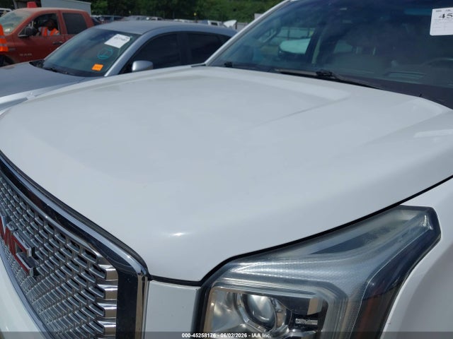 Продажа на аукционе авто 2016 Gmc Yukon Xl Denali, vin: 1GKS2HKJ9GR482209, номер лота: 45258176