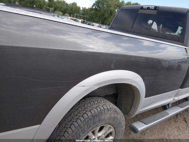 45258196 :رقم المزاد ، 3C6UR5KJ8FG515821 vin ، 2015 Ram 2500 Laramie مزاد بيع