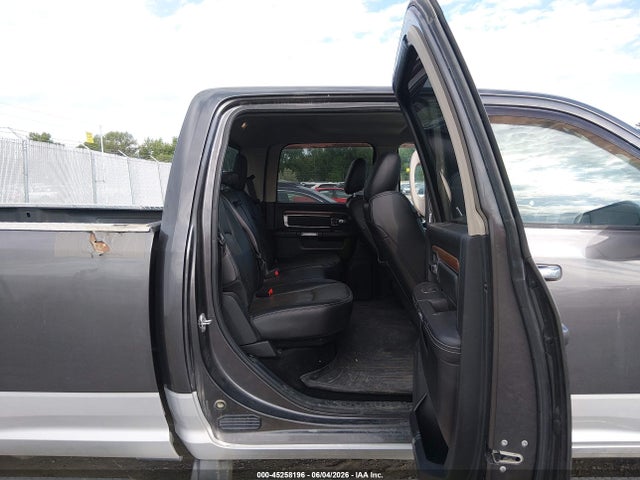 45258196 :رقم المزاد ، 3C6UR5KJ8FG515821 vin ، 2015 Ram 2500 Laramie مزاد بيع