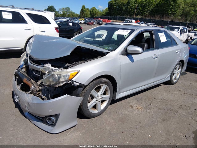 45258206 :رقم المزاد ، 4T1BF1FK6CU106547 vin ، 2012 Toyota Camry Se مزاد بيع