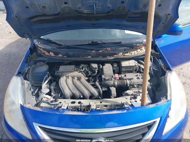 45258248 :رقم المزاد ، 3N1CN7AP9DL880050 vin ، 2013 Nissan Versa 1.6 Sv مزاد بيع