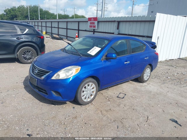 45258248 :رقم المزاد ، 3N1CN7AP9DL880050 vin ، 2013 Nissan Versa 1.6 Sv مزاد بيع