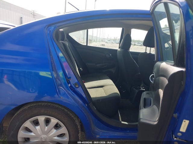 45258248 :رقم المزاد ، 3N1CN7AP9DL880050 vin ، 2013 Nissan Versa 1.6 Sv مزاد بيع