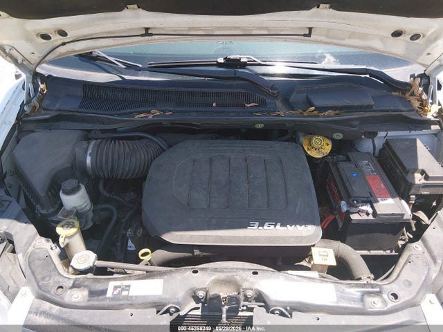 45258249 :رقم المزاد ، 2C4RC1BG1GR268893 vin ، 2016 Chrysler Town & Country Touring مزاد بيع