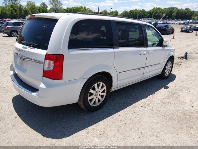45258249 :رقم المزاد ، 2C4RC1BG1GR268893 vin ، 2016 Chrysler Town & Country Touring مزاد بيع