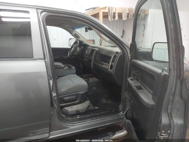45258307 :رقم المزاد ، 3C6UR5HL2DG525721 vin ، 2013 Ram 2500 Tradesman مزاد بيع