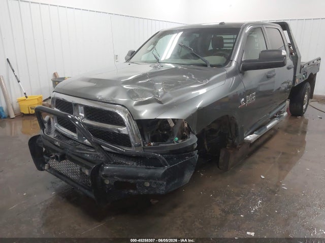 45258307 :رقم المزاد ، 3C6UR5HL2DG525721 vin ، 2013 Ram 2500 Tradesman مزاد بيع