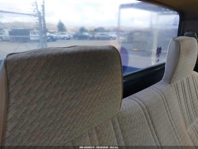 45258315 :رقم المزاد ، 4TANL42N5TZ105299 vin ، 1996 Toyota Tacoma مزاد بيع