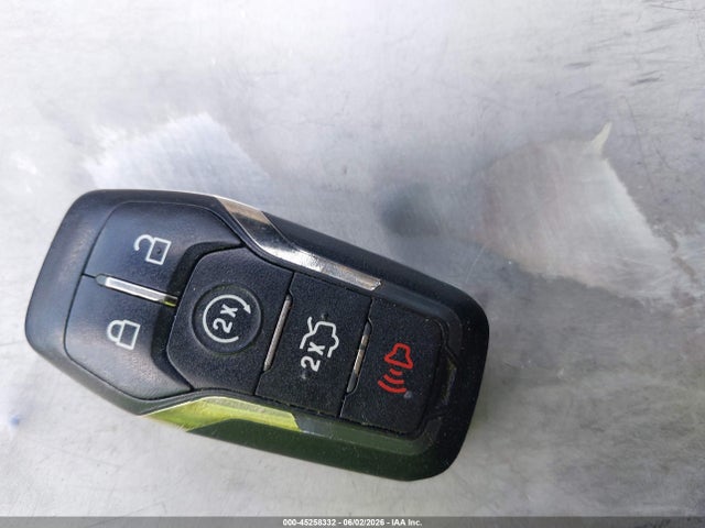 Продажа на аукционе авто 2015 Lincoln Mkz, vin: 3LN6L2JK4FR623316, номер лота: 45258332