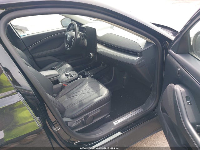 Ford Mustang Mach-e Select 2022 3FMTK1RM8NMA60336 Image 5