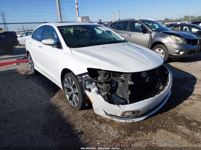 2015 Chrysler 200 C მანქანა იყიდება აუქციონზე, vin: 1C3CCCCB6FN640958, აუქციონის ნომერი: 45258363