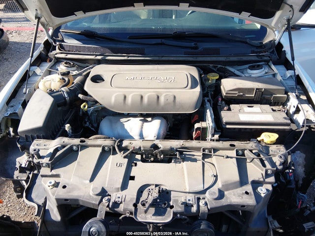 2015 Chrysler 200 C მანქანა იყიდება აუქციონზე, vin: 1C3CCCCB6FN640958, აუქციონის ნომერი: 45258363