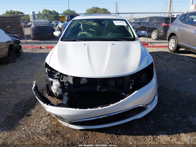 2015 Chrysler 200 C მანქანა იყიდება აუქციონზე, vin: 1C3CCCCB6FN640958, აუქციონის ნომერი: 45258363