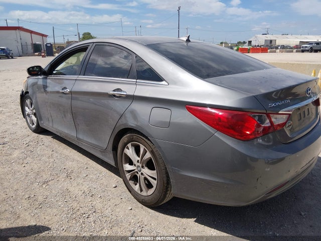 2013 Hyundai Sonata Limited მანქანა იყიდება აუქციონზე, vin: 5NPEC4AC5DH579783, აუქციონის ნომერი: 45258403
