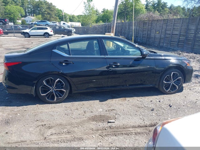 1N4BL4CWXRN427716 Nissan Altima Sr Intelligent Awd