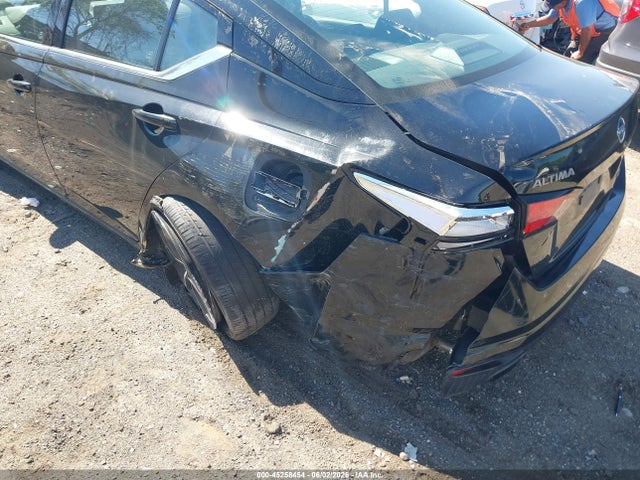 1N4BL4CWXRN427716 Nissan Altima Sr Intelligent Awd